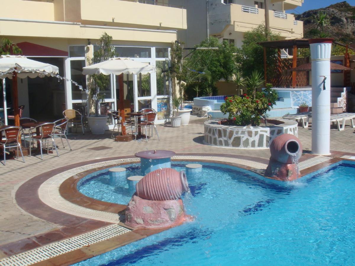 Billy'S Studios Фалираки Номер фото