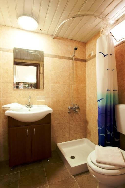 Billy'S Studios Фалираки Экстерьер фото